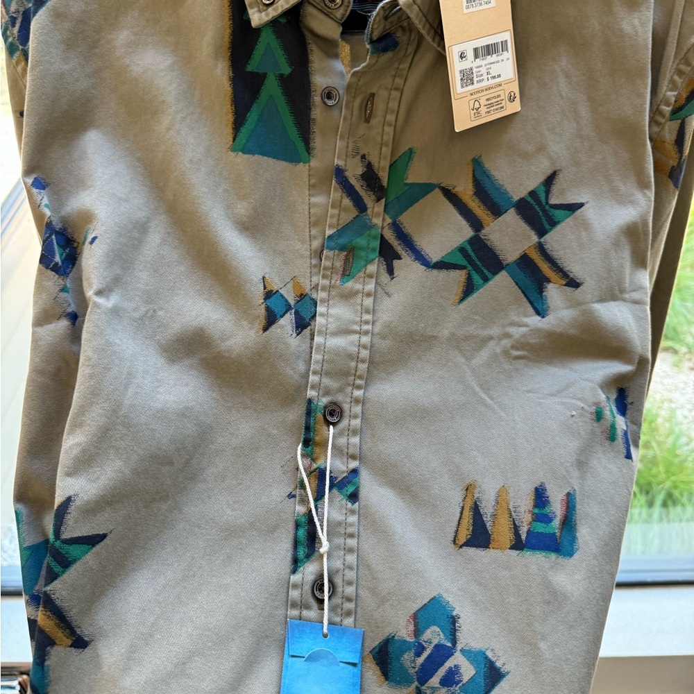 Men’s XL scotch and side button down - new with tags